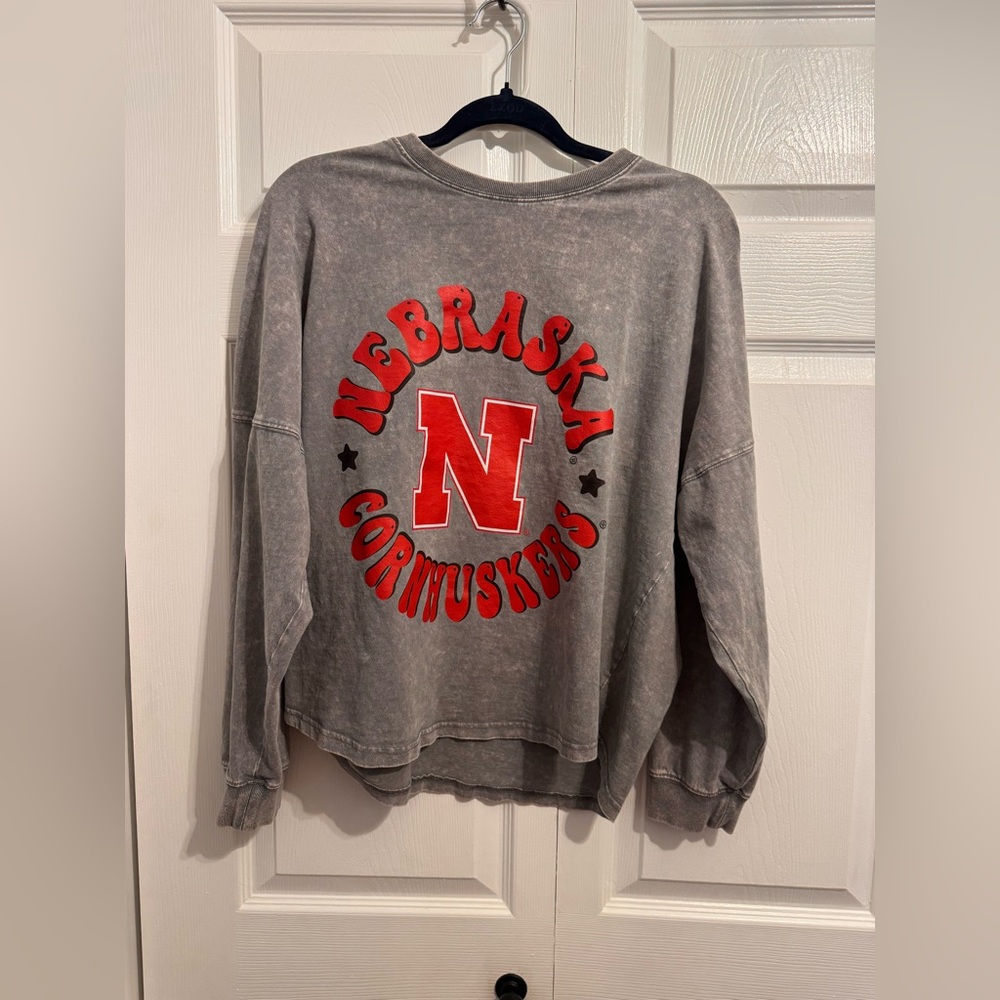 Nebraska Huskers Gameday Oversized Couture Gray Football T-Shirt Women's Medium